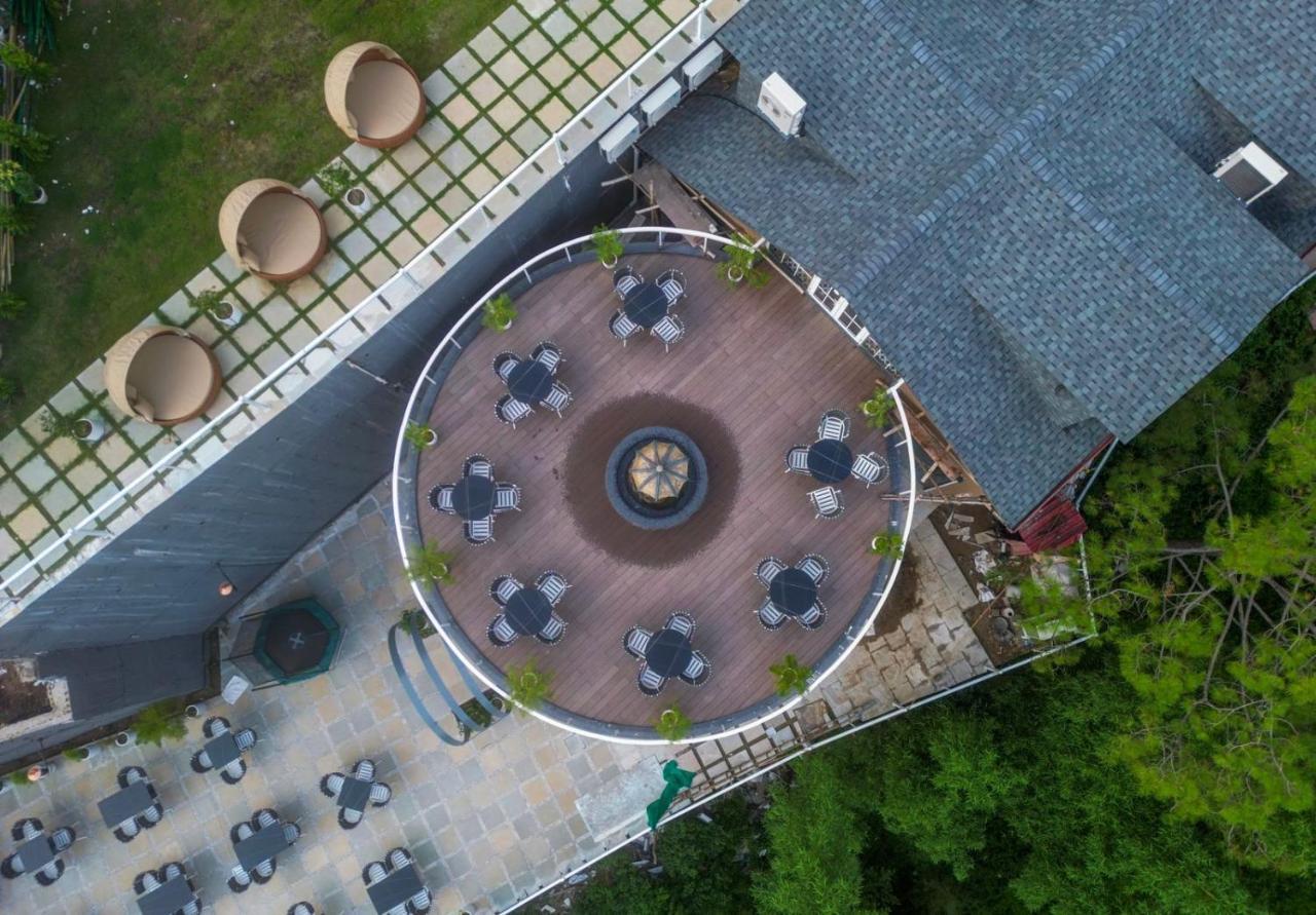 Anantam Resort & Spa Kasauli Ngoại thất bức ảnh